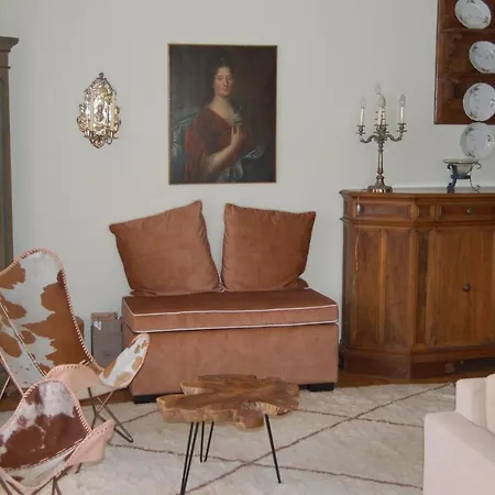 Montana Le Regent Apartment *